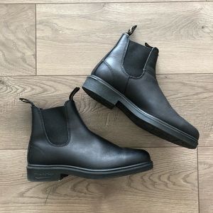 Blundstone. 1306 Chelsea Dress Boot. Black.